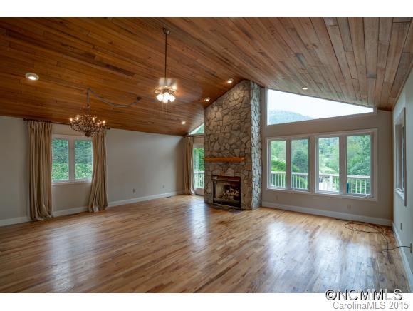 112 Elm Drive Asheville NC 28805