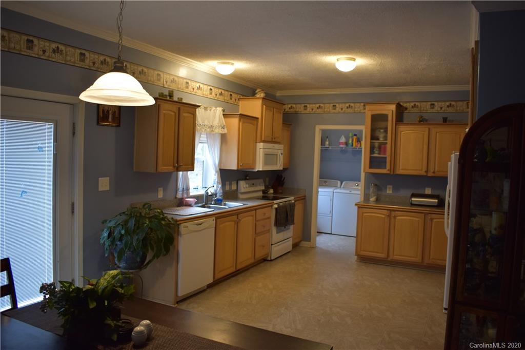 403 Randall Road Marion NC 28752