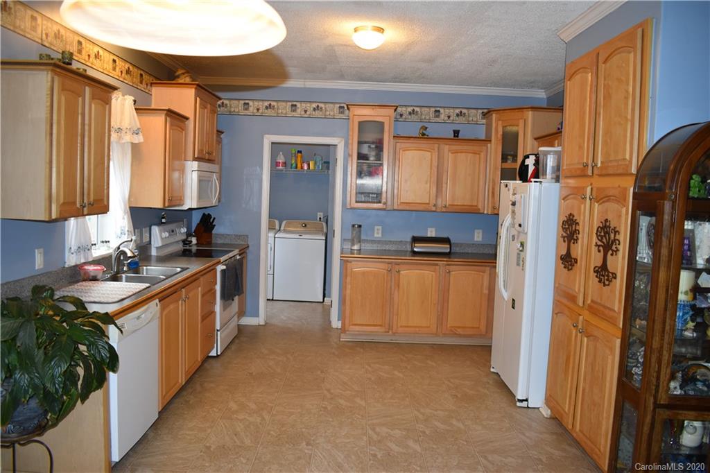 403 Randall Road Marion NC 28752