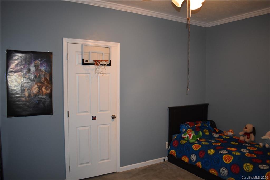 403 Randall Road Marion NC 28752