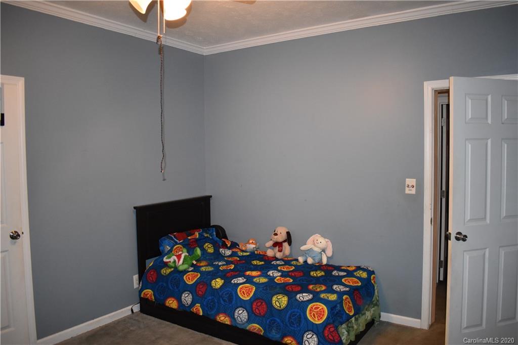 403 Randall Road Marion NC 28752