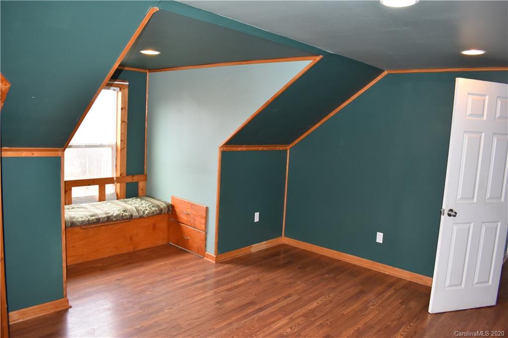 403 Randall Road Marion NC 28752