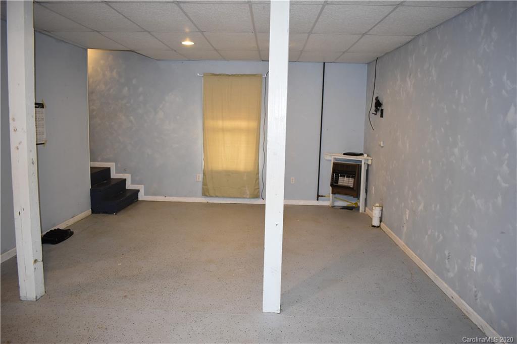 403 Randall Road Marion NC 28752