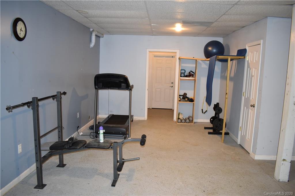 403 Randall Road Marion NC 28752