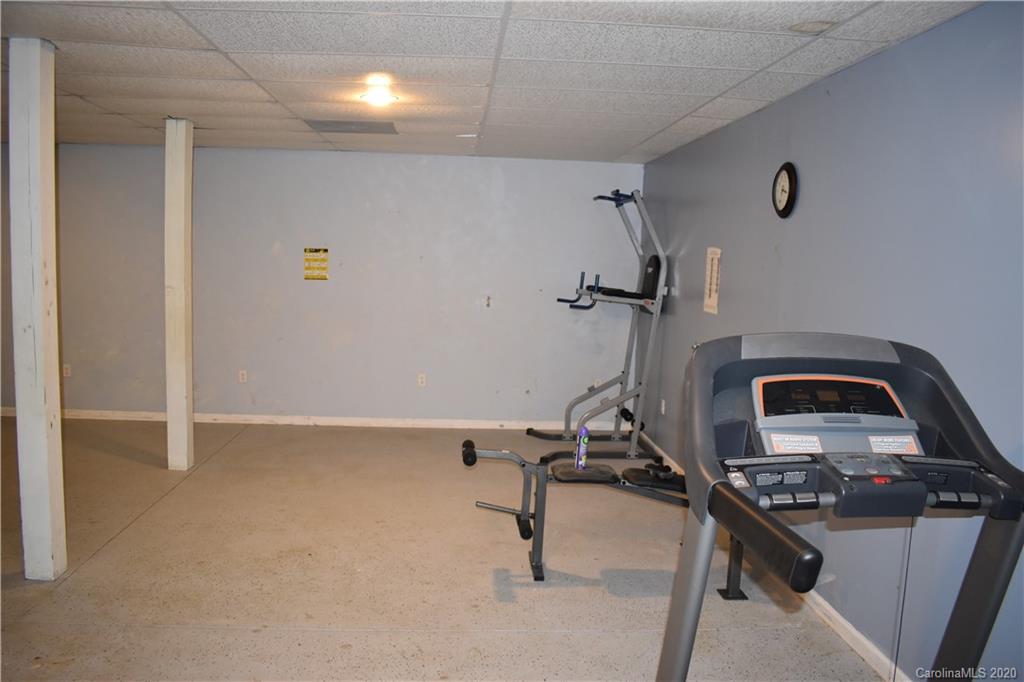 403 Randall Road Marion NC 28752
