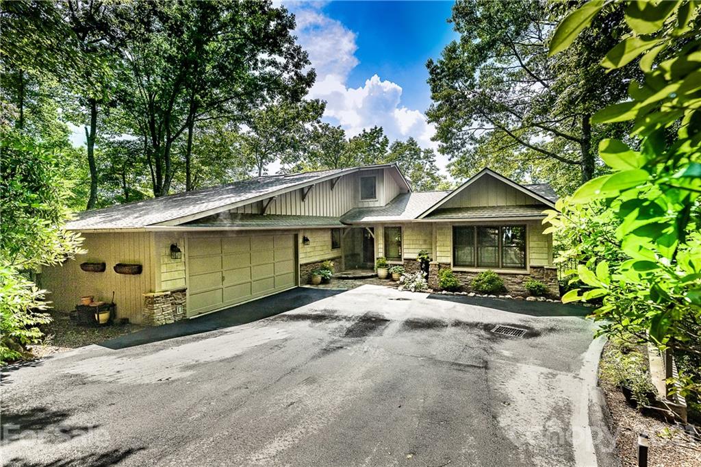 102 Gagama Court Brevard NC 28712