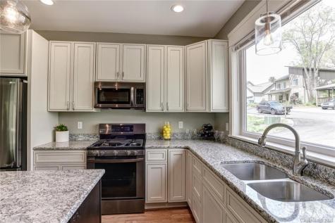 89 Galax Avenue Asheville NC 28806