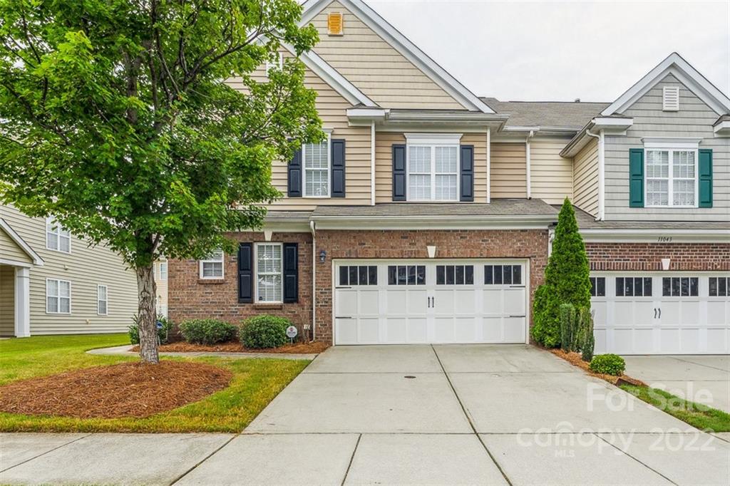 11039 Lucky Horseshoe Lane Charlotte NC 28277