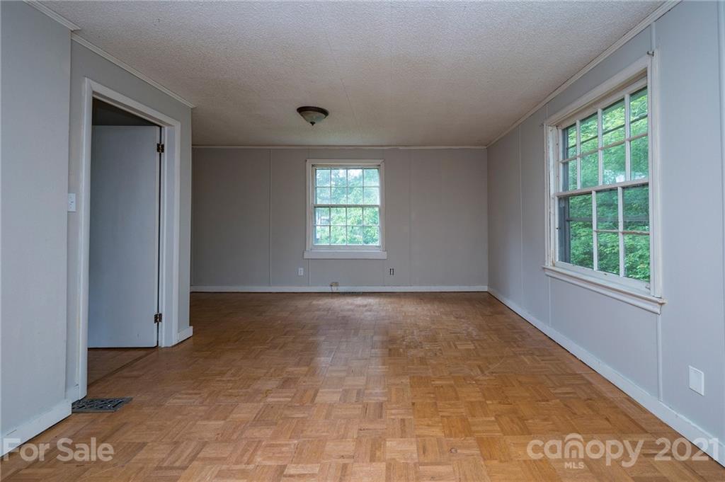 10 Fair Oaks Road Arden NC 28704