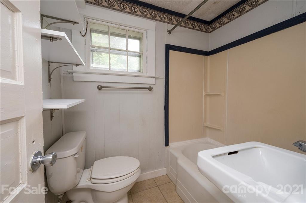 10 Fair Oaks Road Arden NC 28704