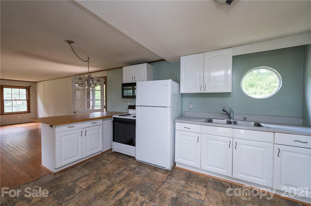 10 Fair Oaks Road Arden NC 28704