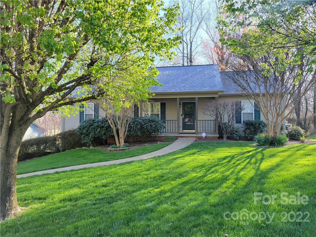 408 Carrituck Court Lenoir NC 28645