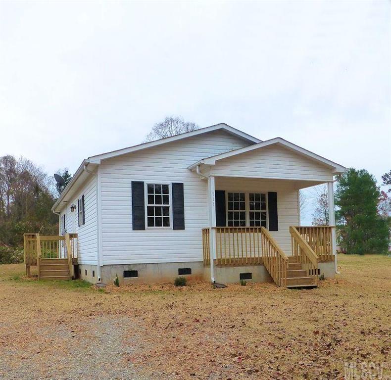 711 S Davis Avenue Newton NC 28658