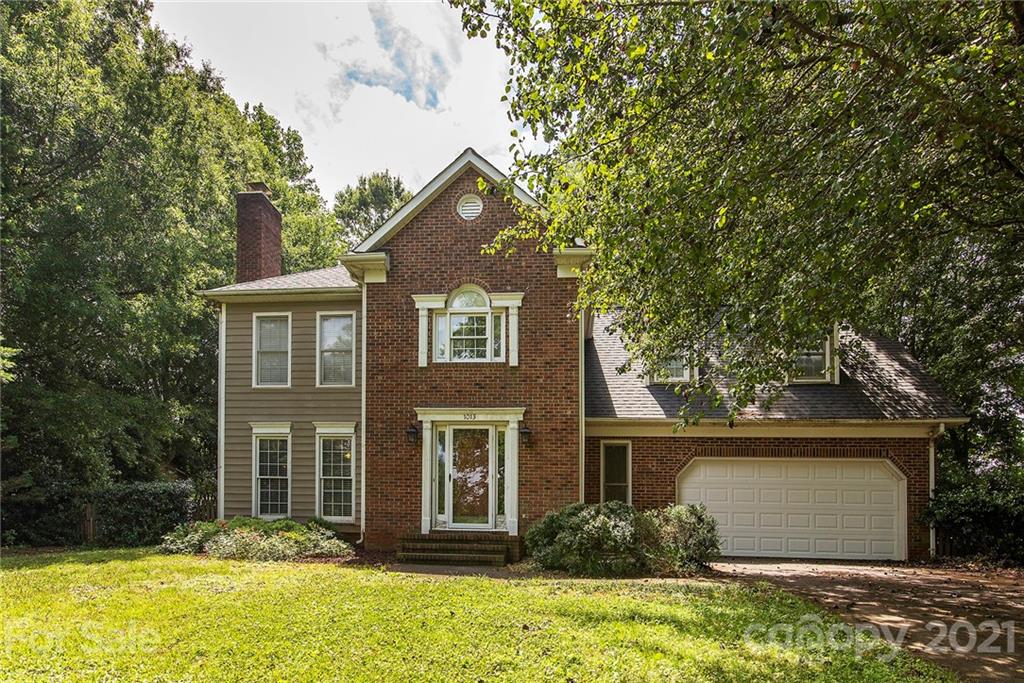 1013 Talbot Court Matthews NC 28105