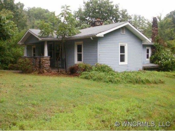 22 Eastview Circle Asheville NC 28806