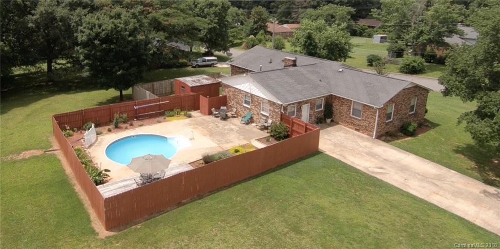 1900 Woodgreen Drive Gastonia NC 28052