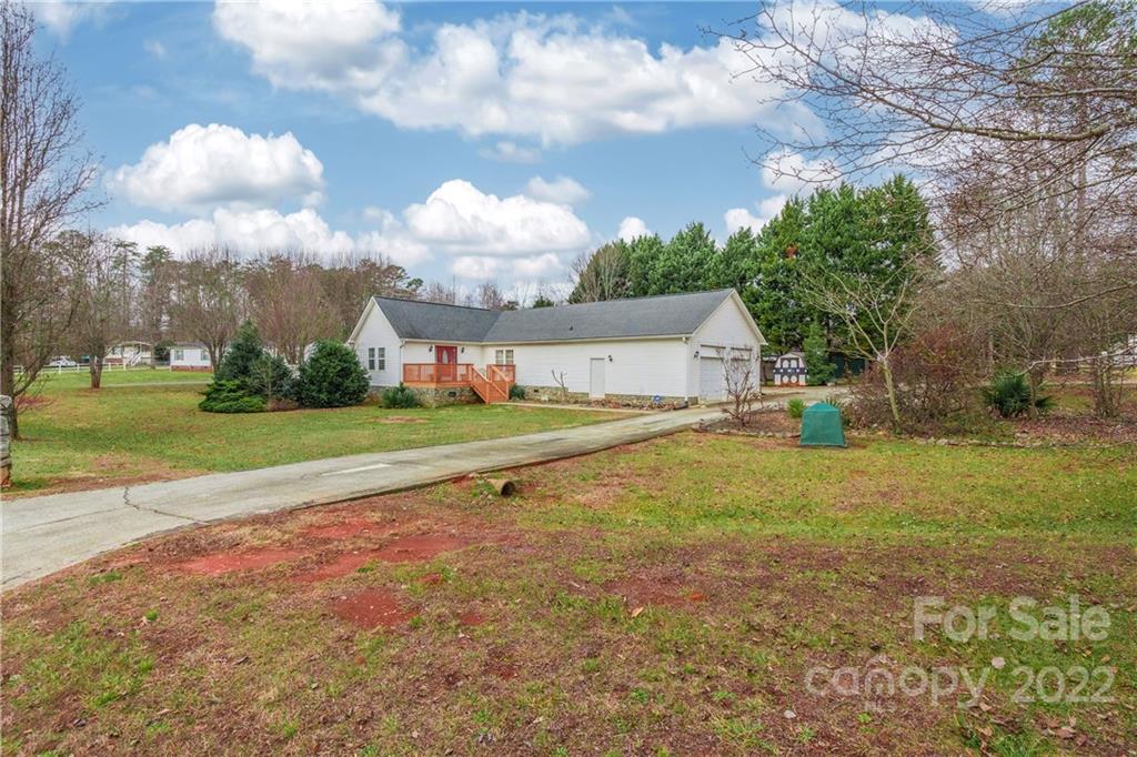 5104 Green Leaf Court Mount Holly NC 28120