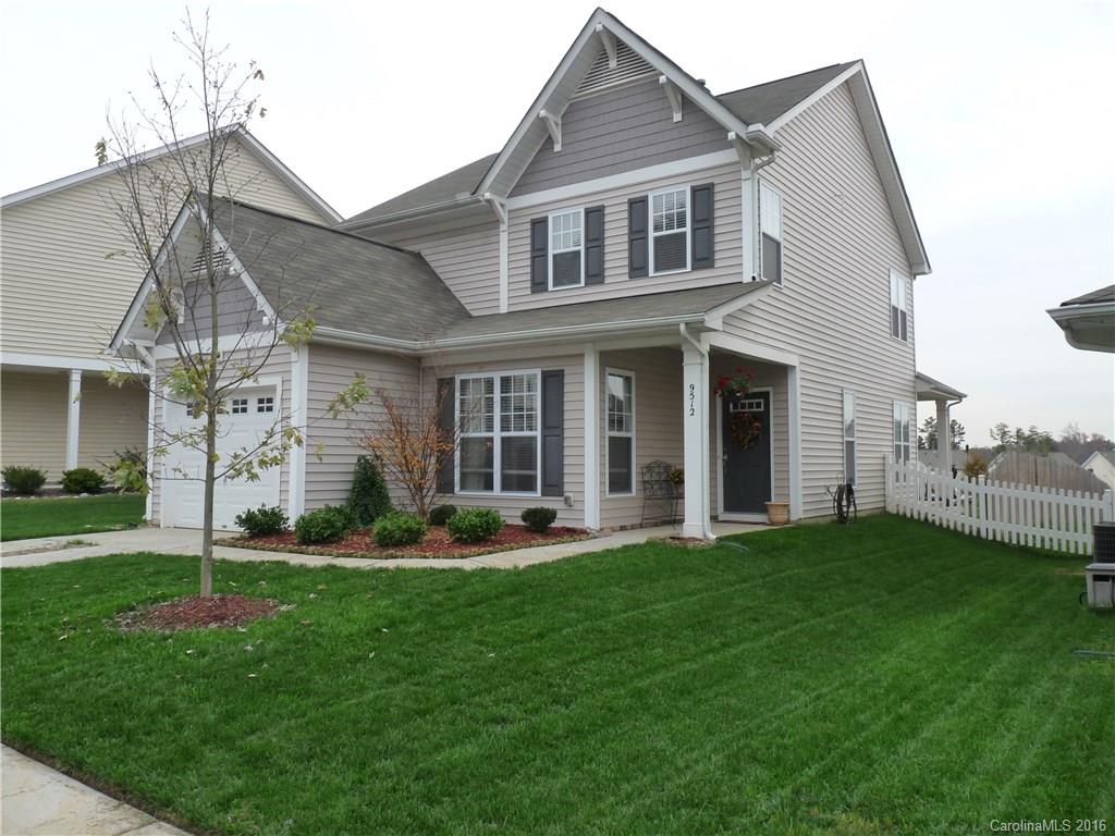9512 Long Hill Drive Charlotte NC 28214