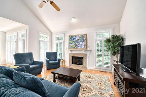 52 White Ash Drive Asheville NC 28803