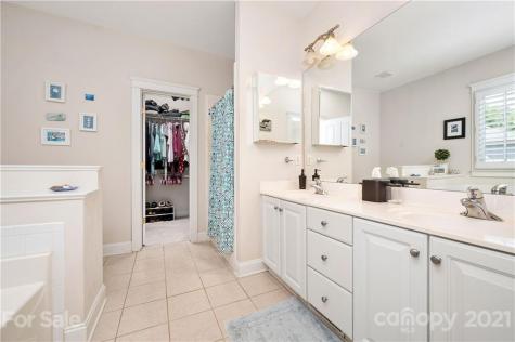 52 White Ash Drive Asheville NC 28803