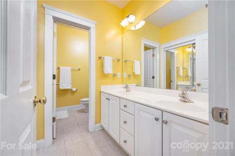 52 White Ash Drive Asheville NC 28803