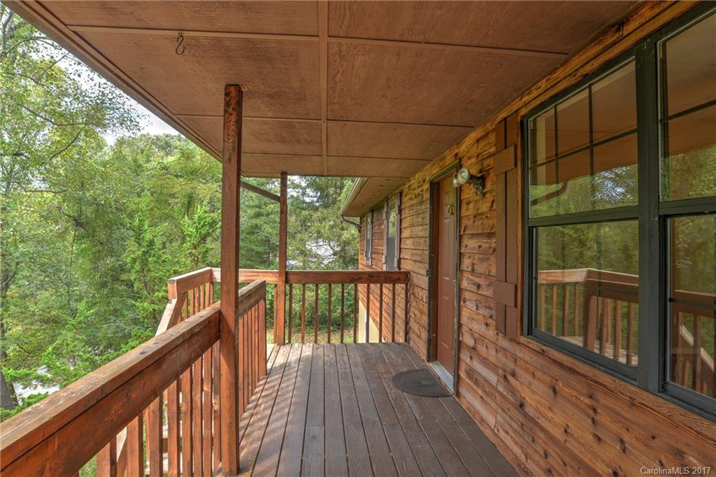 39 Lakeside Drive Asheville NC 28806