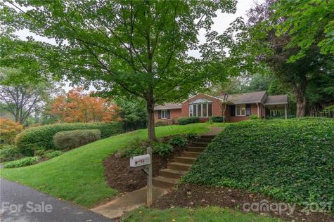 6 Woodcrest Road Asheville NC 28804