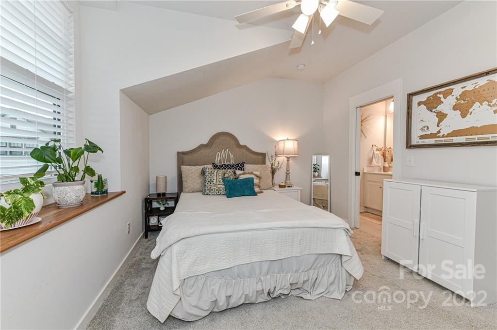 4013 Spencer Towns Lane Charlotte NC 28205