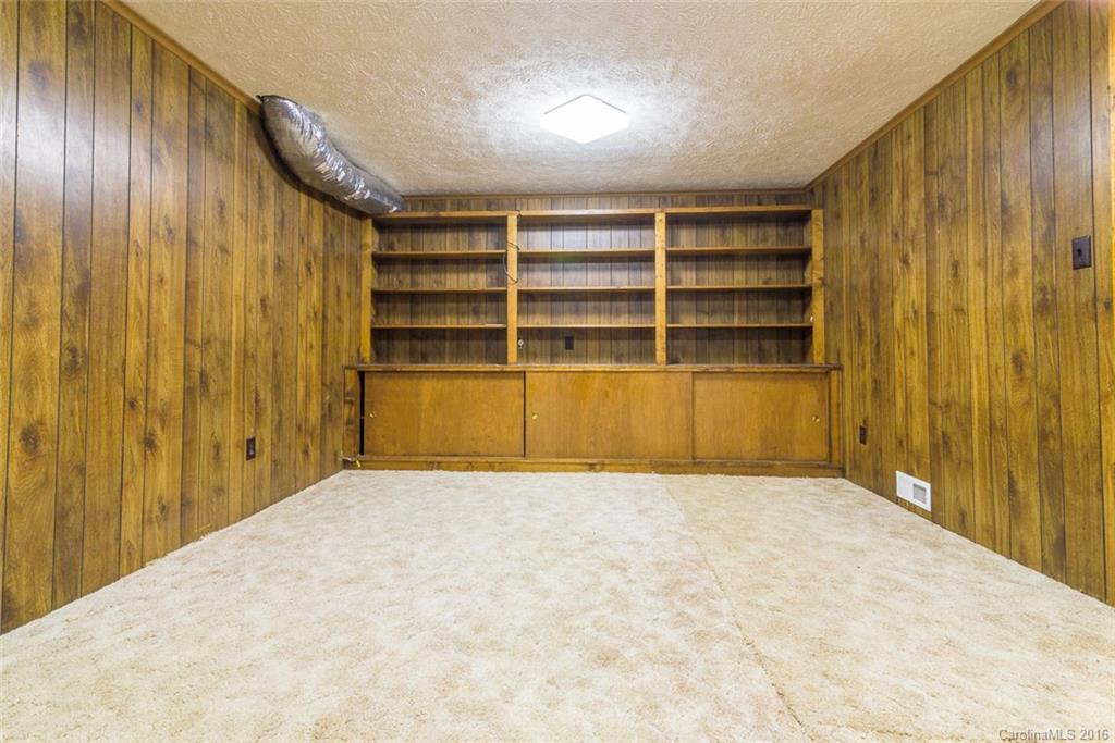 225 Ollie Weaver Road Weaverville NC 28787