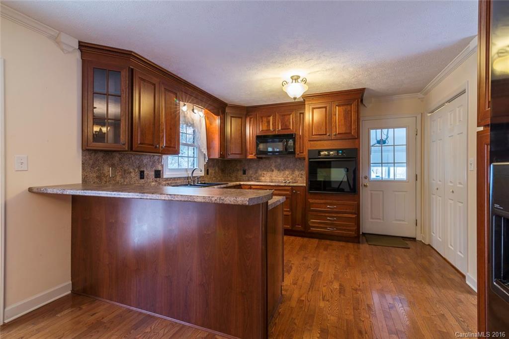 225 Ollie Weaver Road Weaverville NC 28787