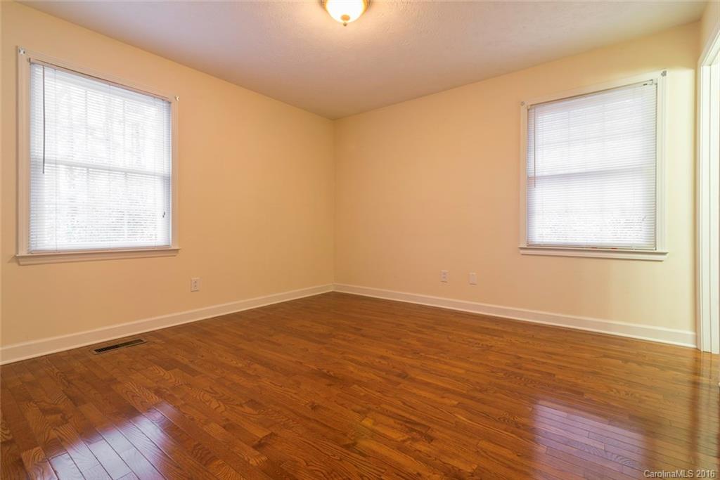 225 Ollie Weaver Road Weaverville NC 28787