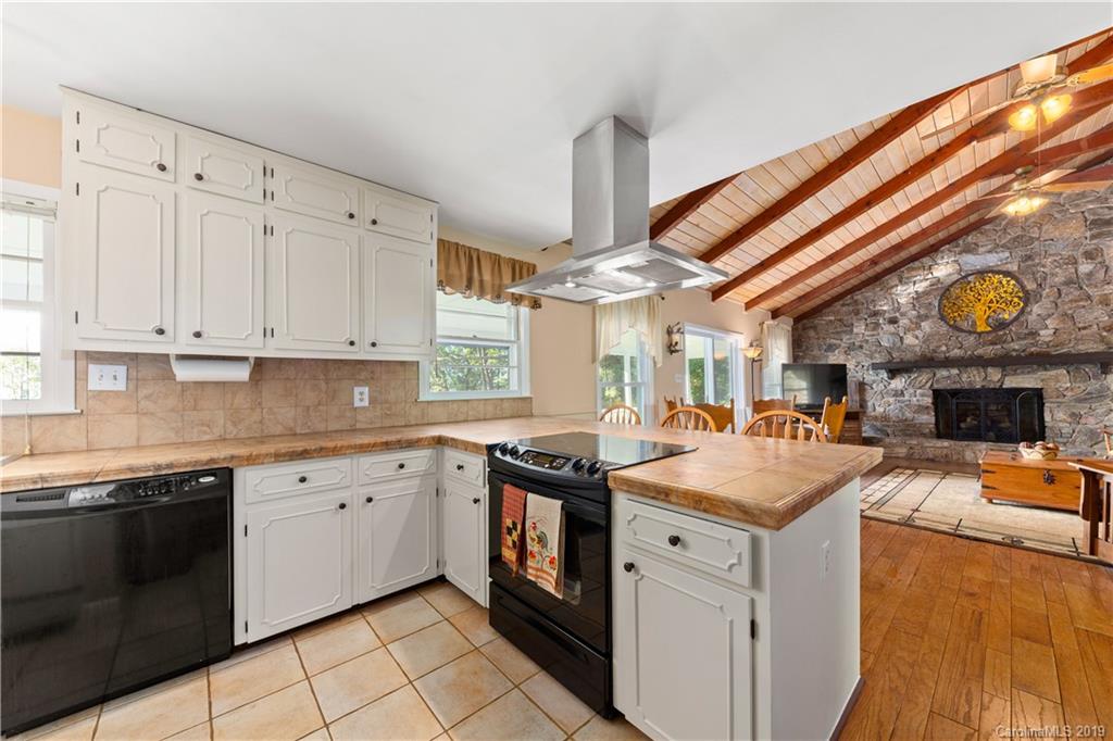 109 Andrea Lane Maggie Valley NC 28751