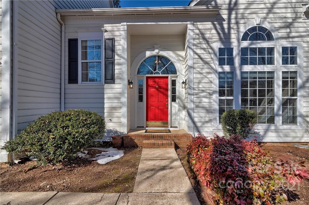 4821 Brownes Ferry Road Charlotte NC 28269