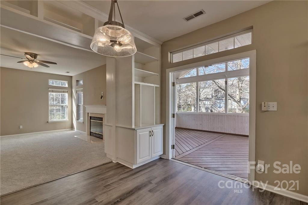 4821 Brownes Ferry Road Charlotte NC 28269