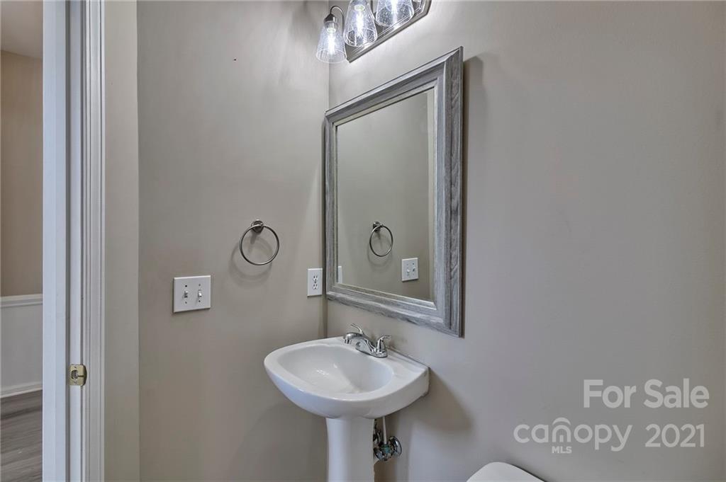 4821 Brownes Ferry Road Charlotte NC 28269