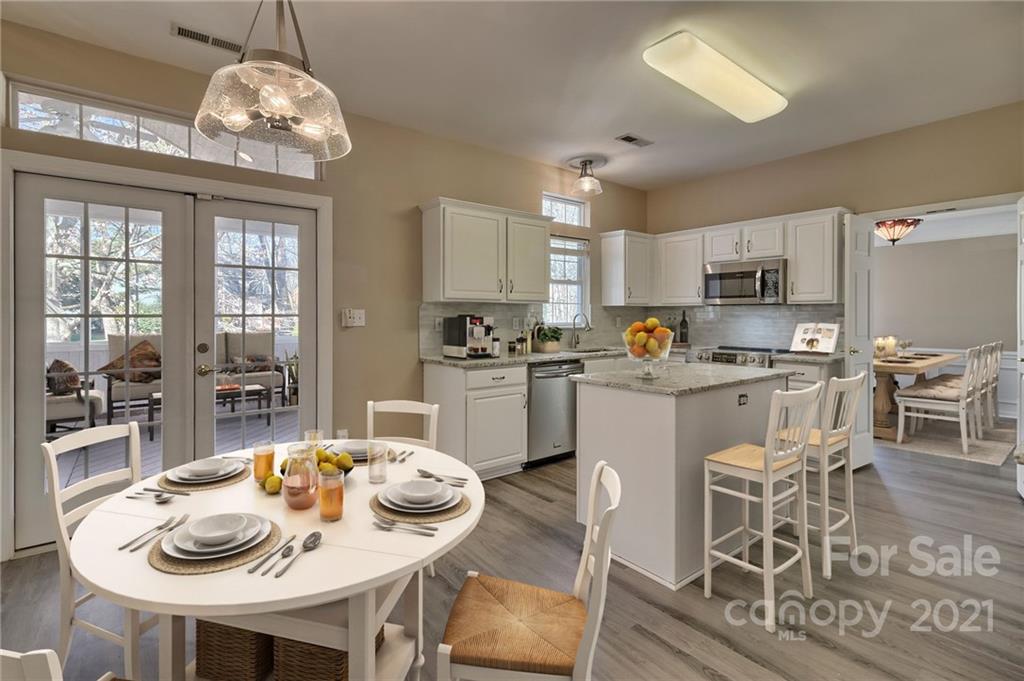4821 Brownes Ferry Road Charlotte NC 28269