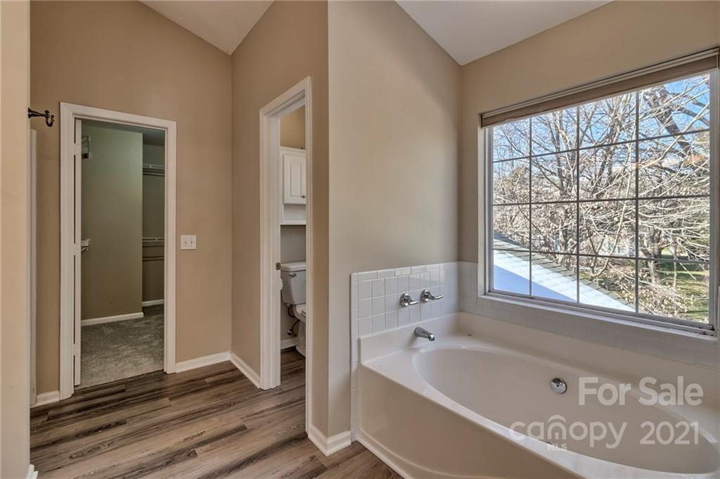4821 Brownes Ferry Road Charlotte NC 28269
