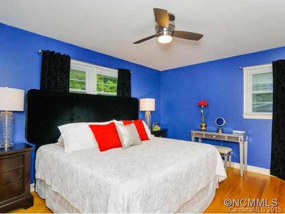 31 Deanwood Circle Asheville NC 28803