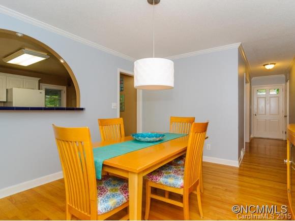 31 Deanwood Circle Asheville NC 28803