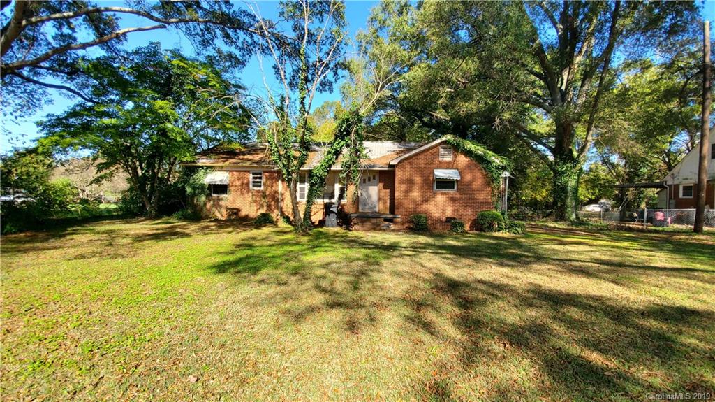6018 Tuckaseegee Road Charlotte NC 28208