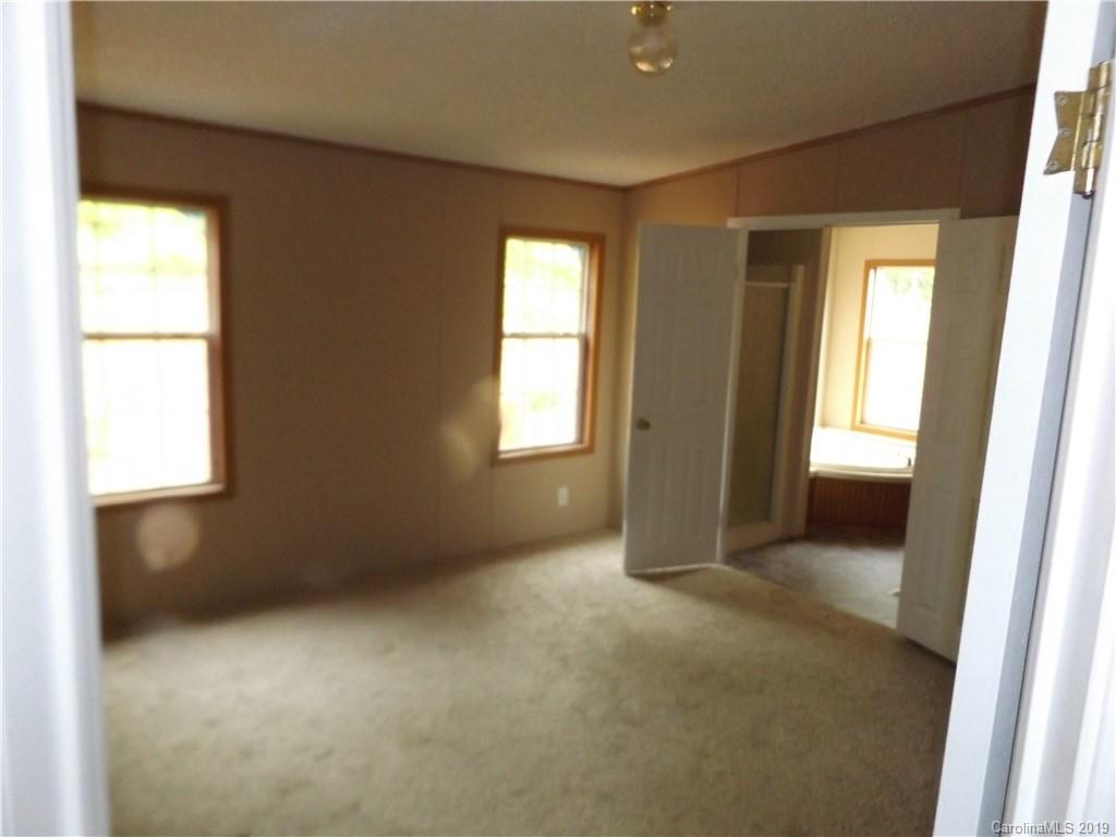 575 Piney Knob Road Marshall NC 28753