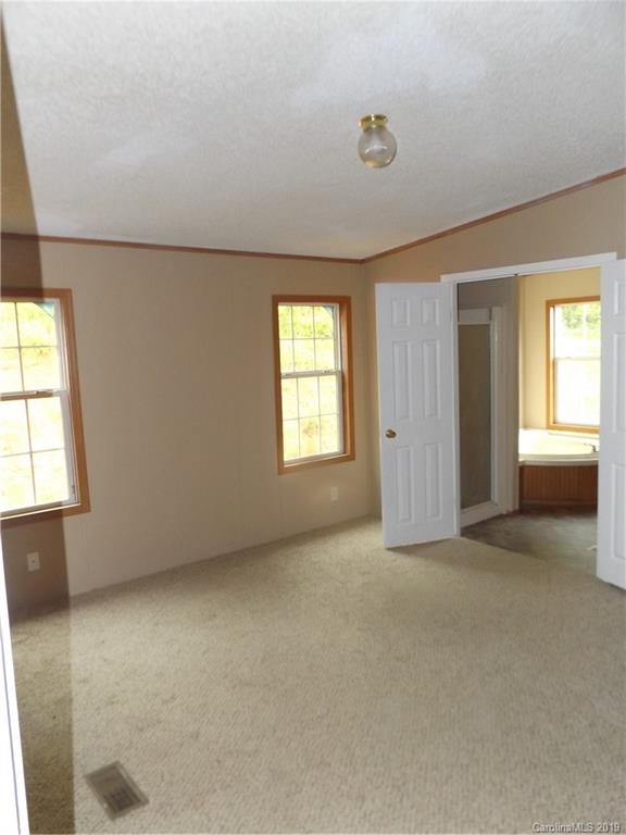 575 Piney Knob Road Marshall NC 28753