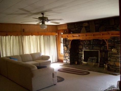 1842 N Powerhouse Road Morganton NC 28655