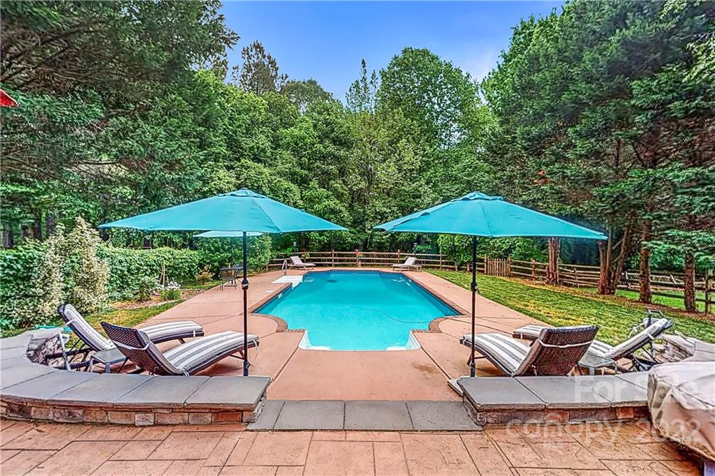 16018 Lavenham Road Huntersville NC 28078
