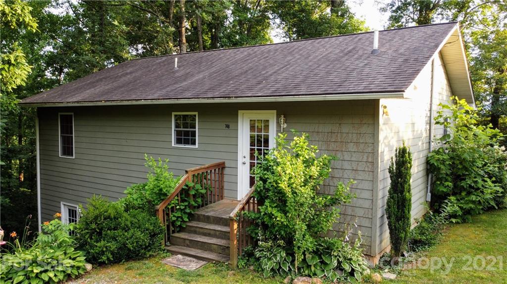 748 Rogers Road Franklin NC 28734