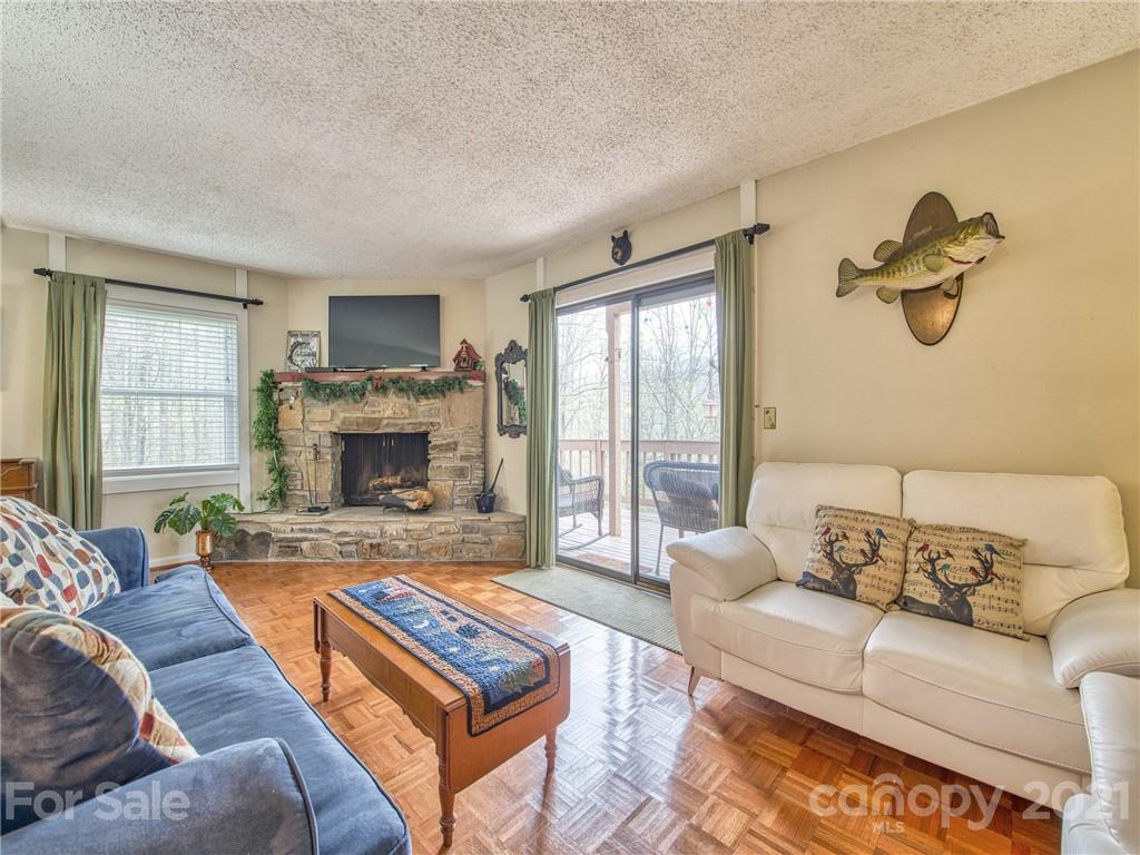 29 George Circle Maggie Valley NC 28751