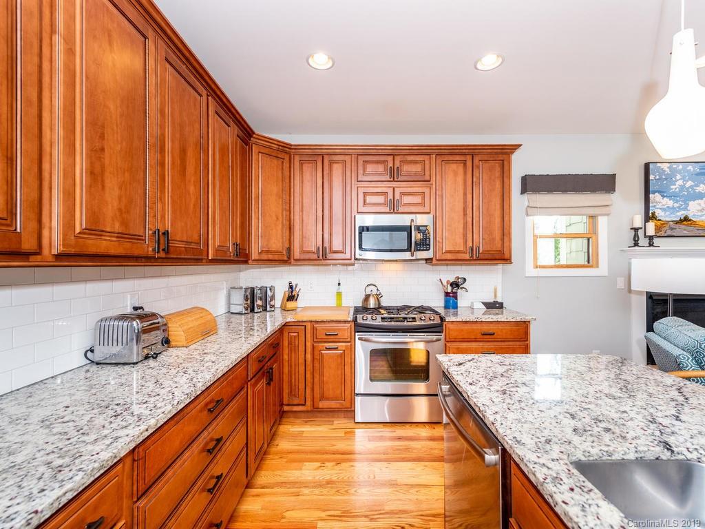25 Madison Street Asheville NC 28801