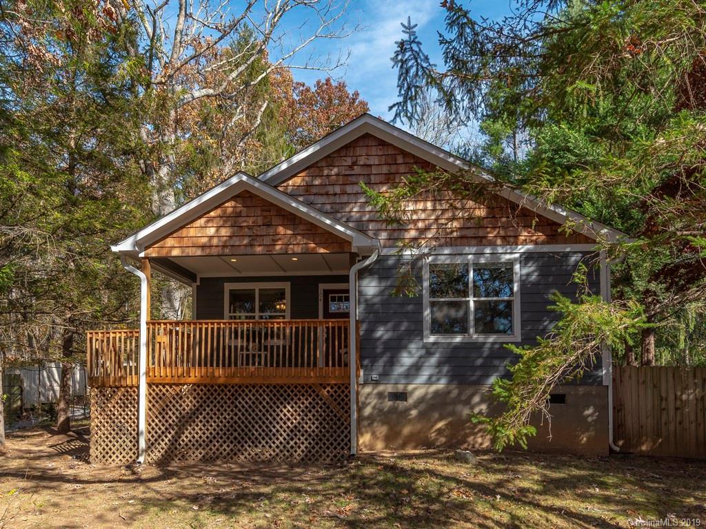 104 Park Ridge Avenue Swannanoa NC 28778