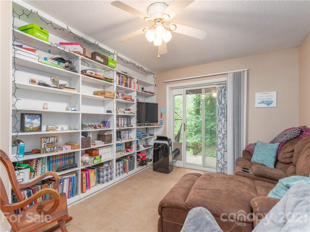 62 Lenoir Circle Waynesville NC 28786