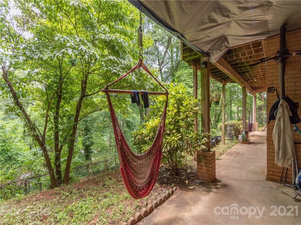 62 Lenoir Circle Waynesville NC 28786